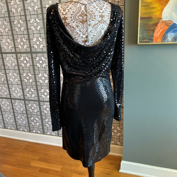 Michael Kors draped back sequins dress - Picture 3 of 8